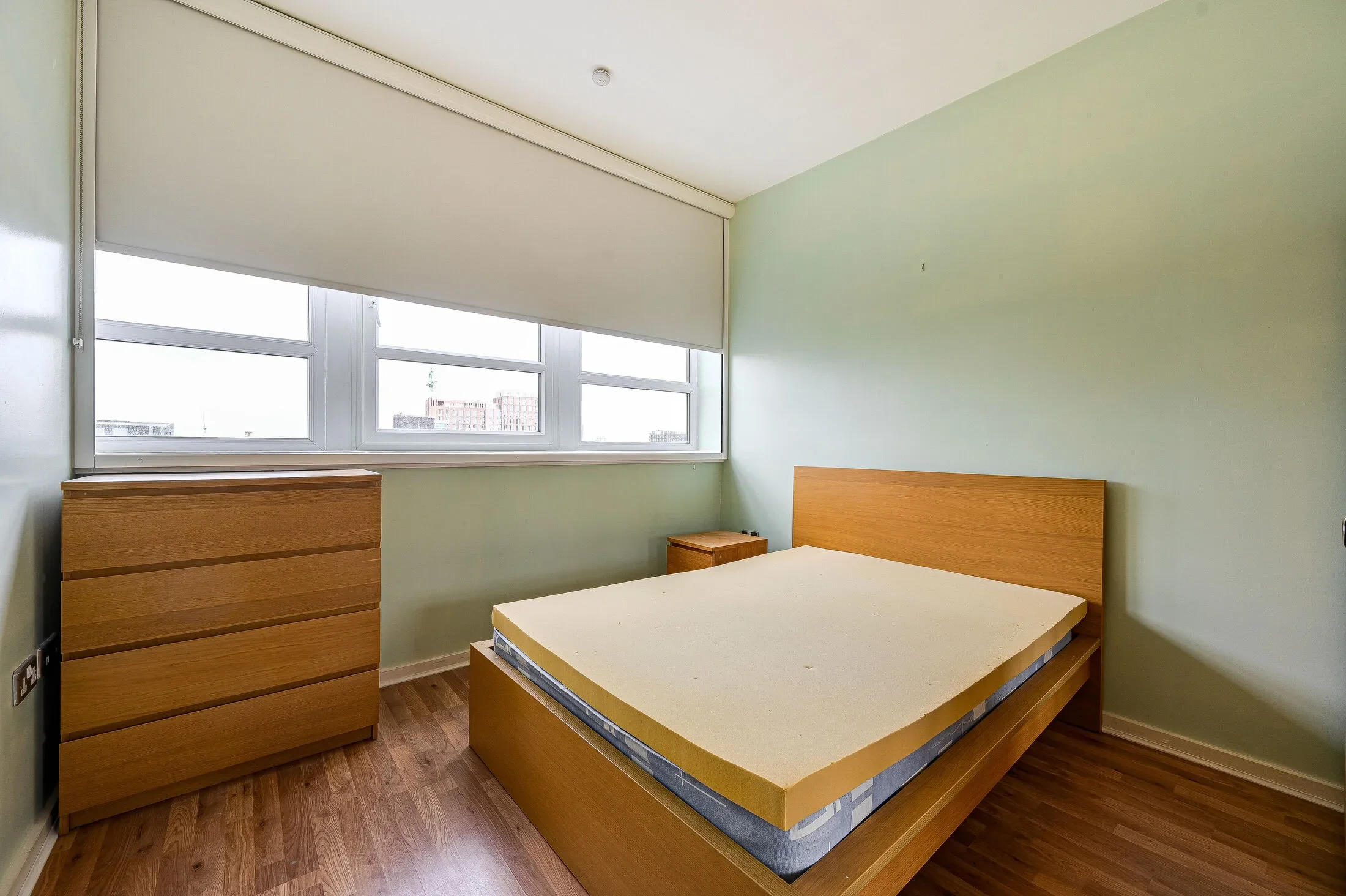 Flat Calderwood Street in Greater London