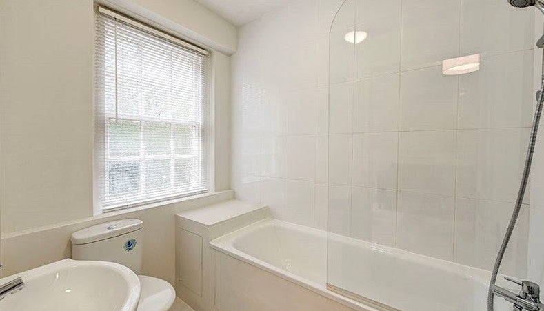Flat Fulham Road in Greater London