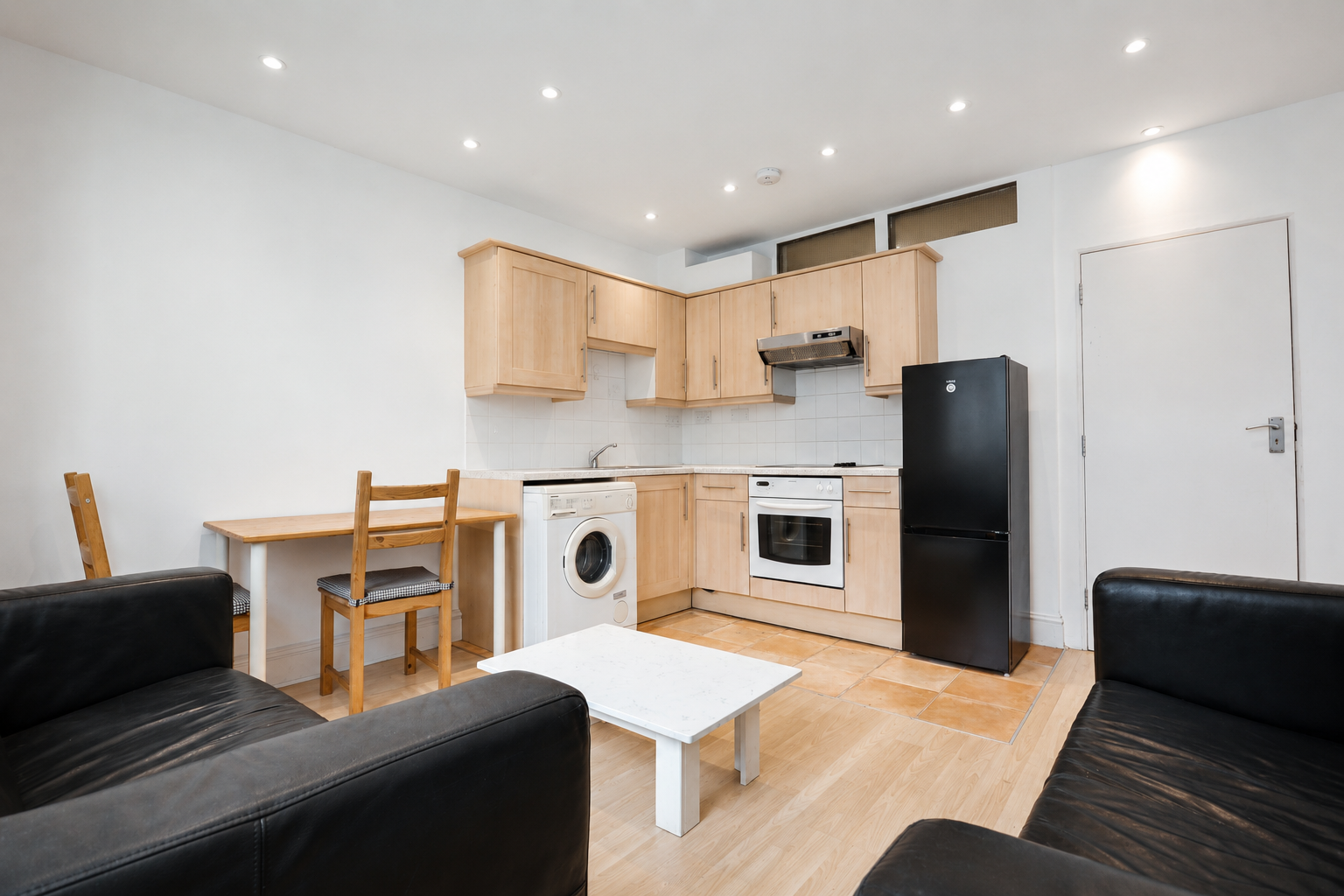 Flat Wicklow Street in Greater London
