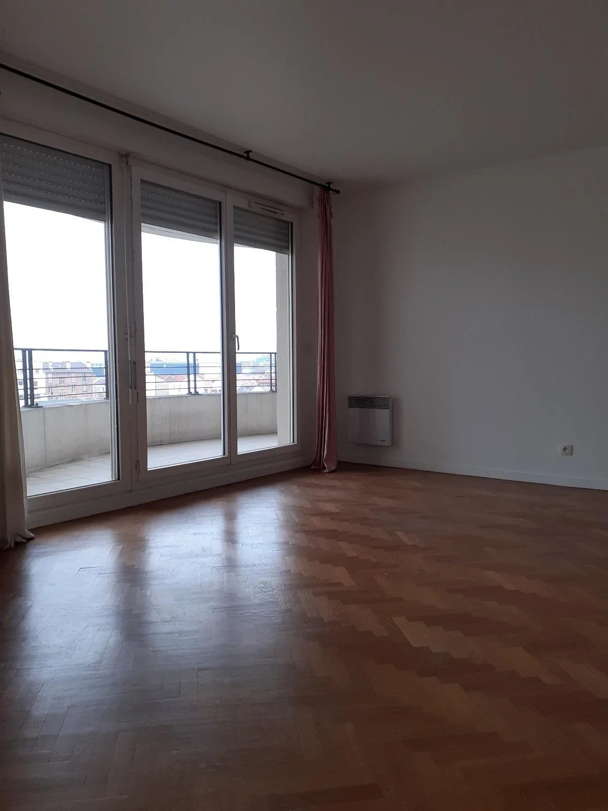 Appartement Place du 8 Mai 1945 à Courbevoie