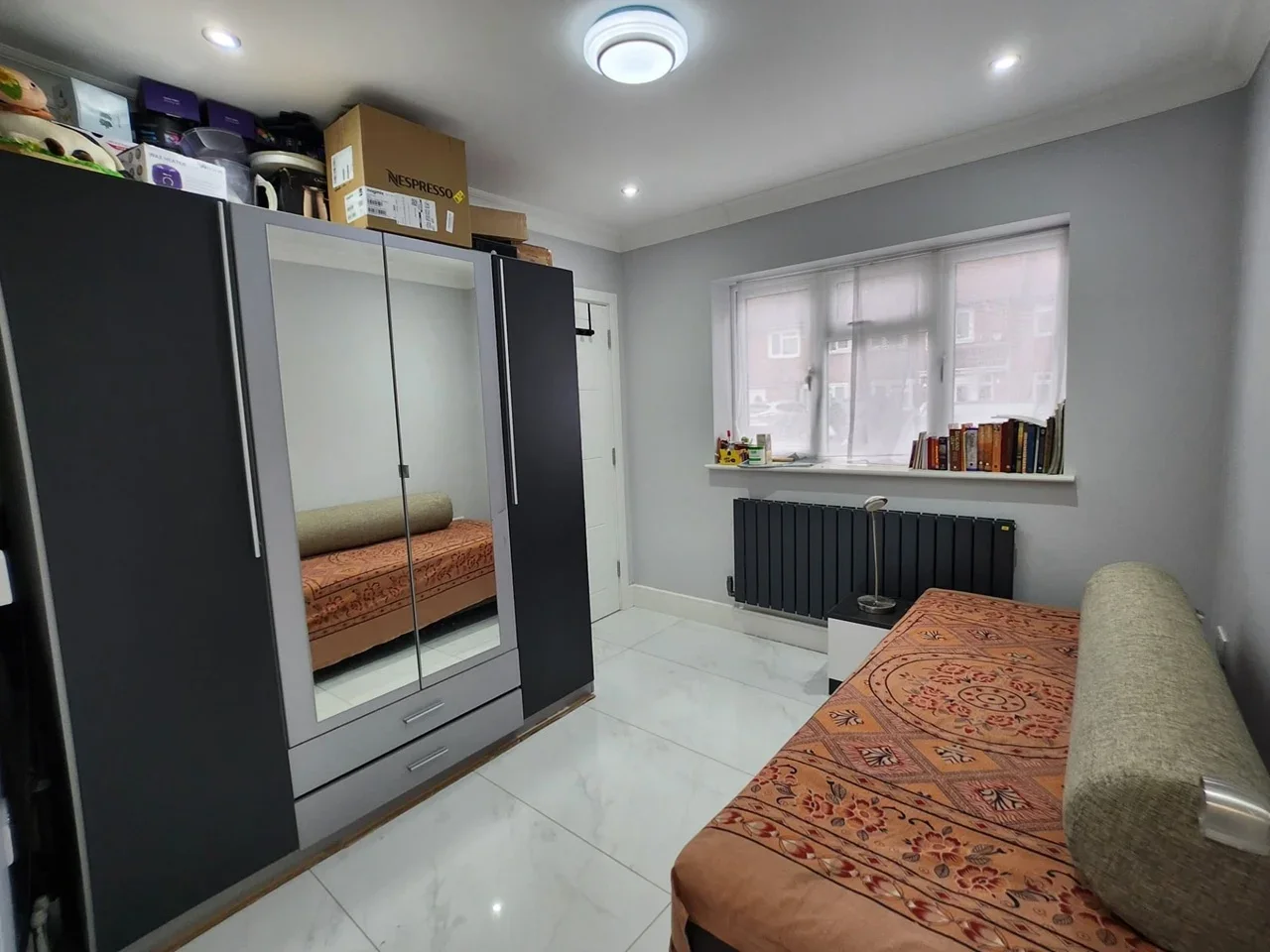 Flat Salisbury Road in Greater London