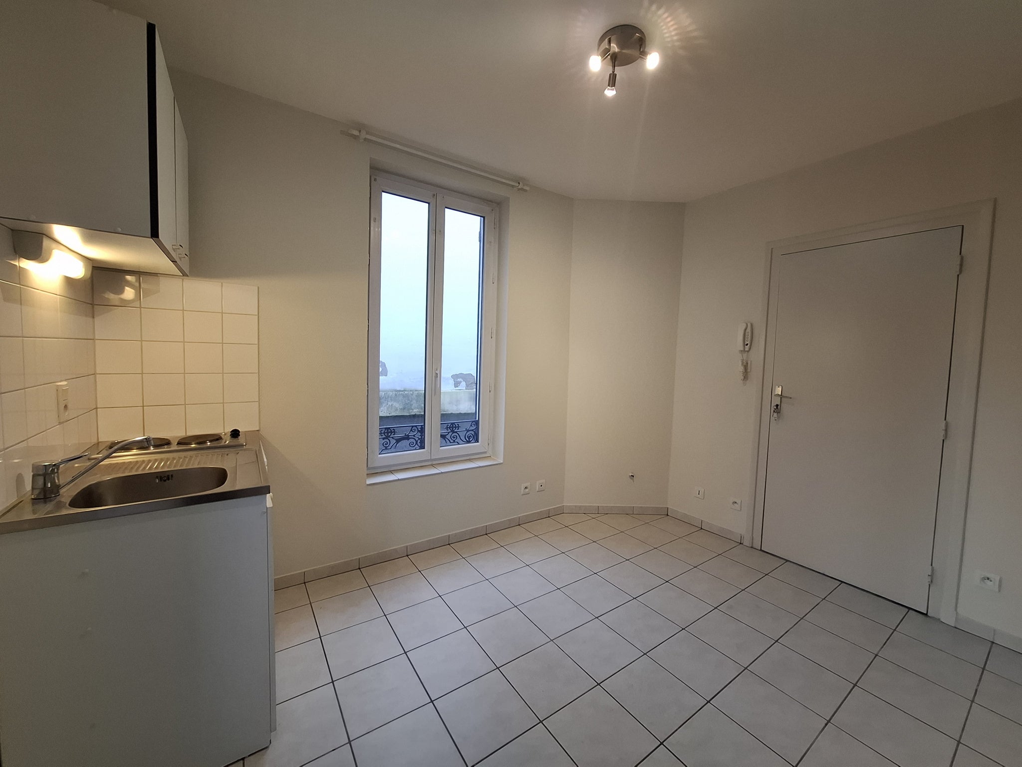 Appartement Place Jean Épinat à Vichy