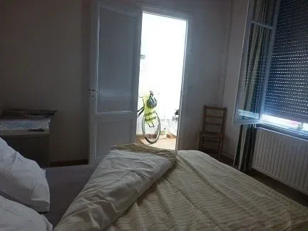 Chambre Rue Robert Caumont à Bordeaux
