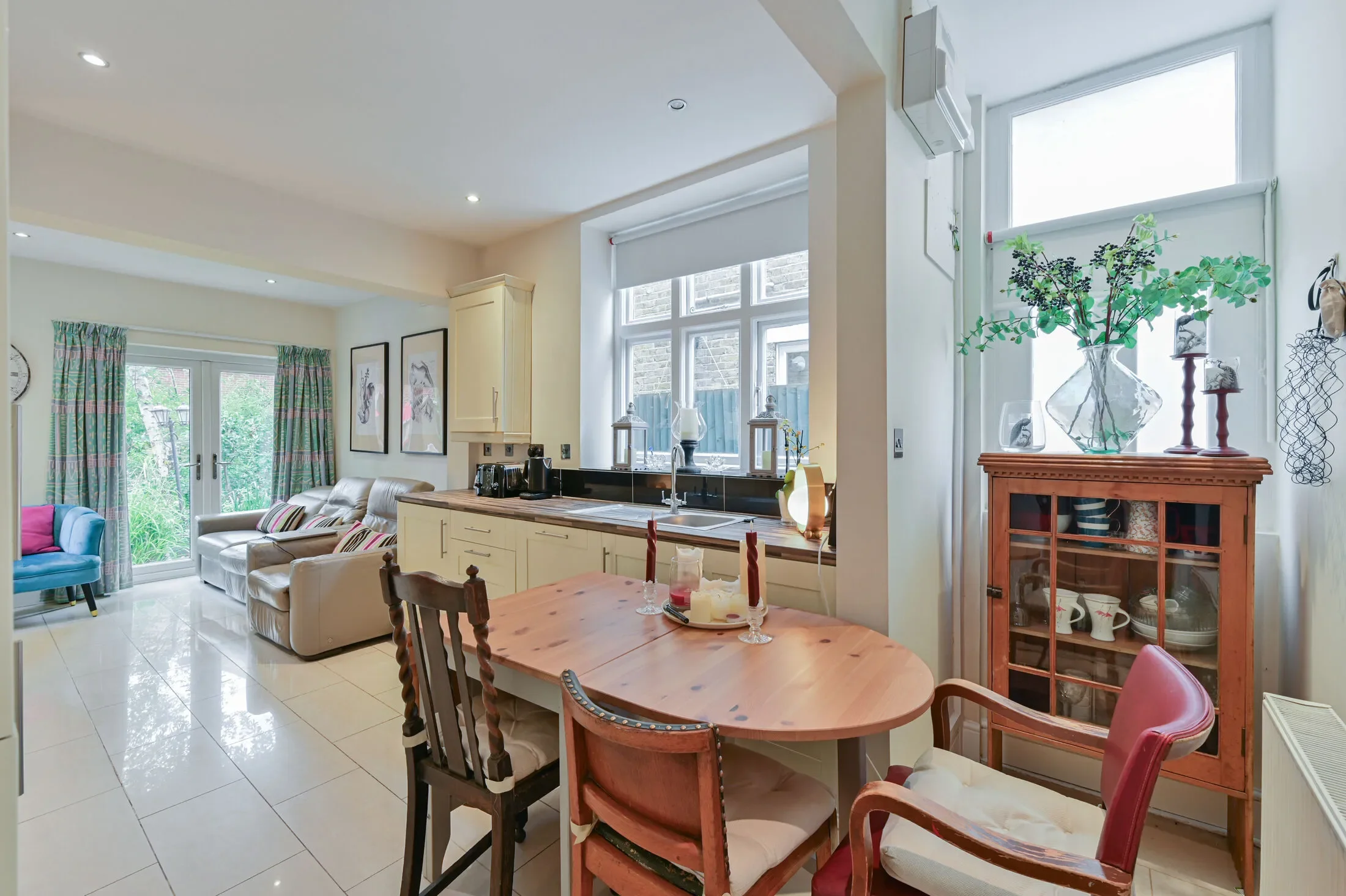 Flat Streatham High Road in Greater London