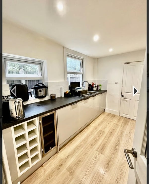 Flat Selhurst New Road in London
