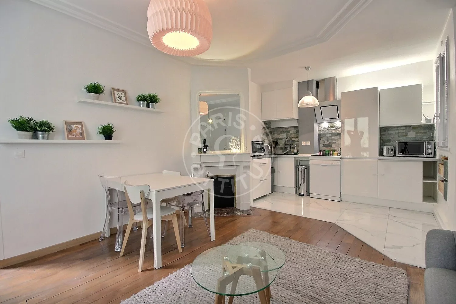 Appartement Rue Duvivier à Paris