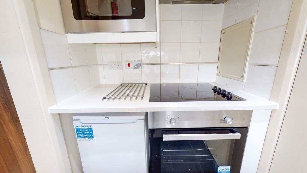 Room Anson Road in Greater London
