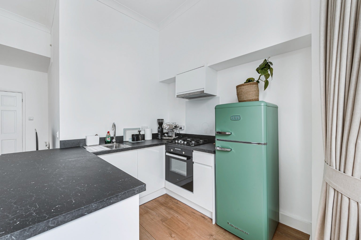 Flat Comeragh Road in Greater London