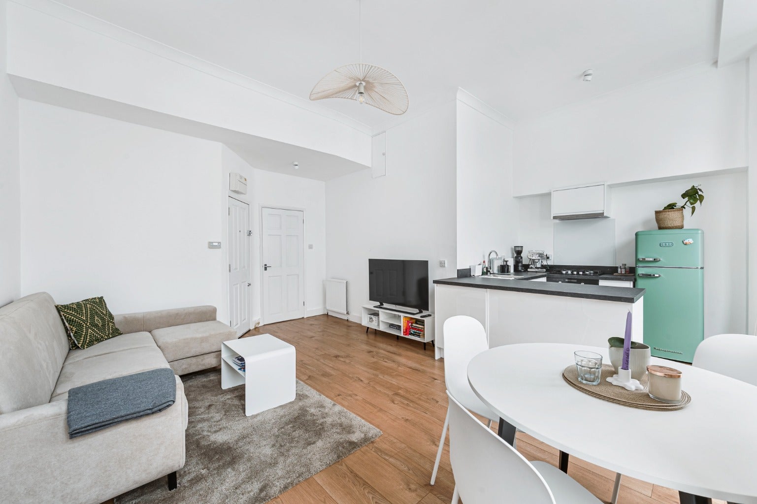 Flat Comeragh Road in Greater London