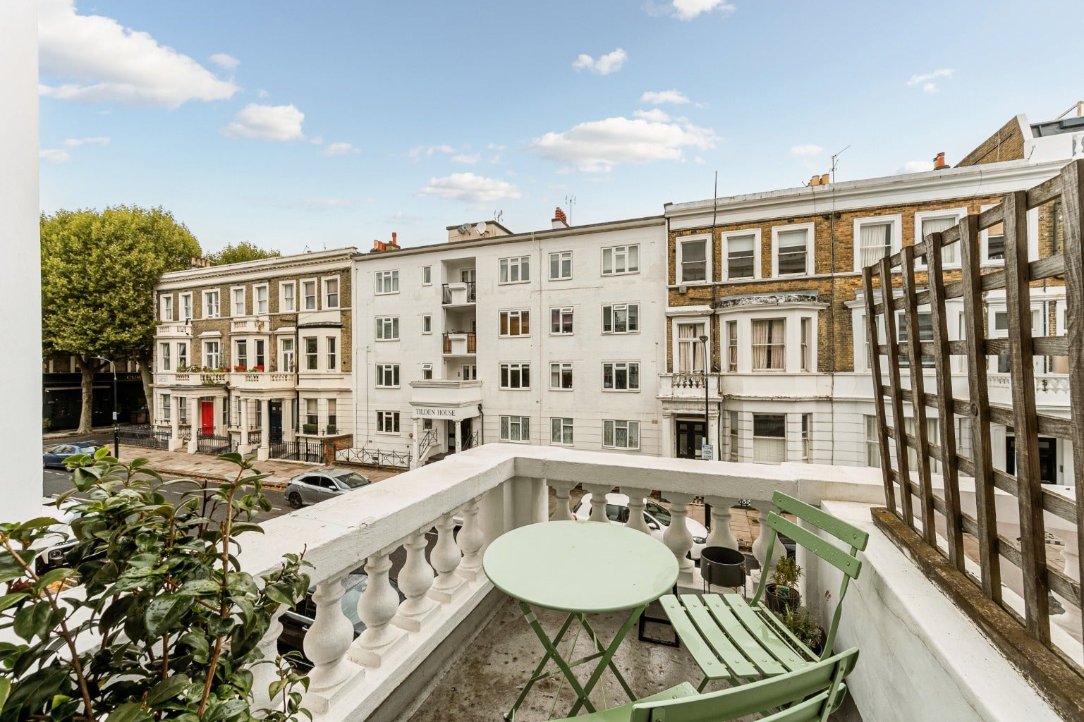Flat Comeragh Road in Greater London
