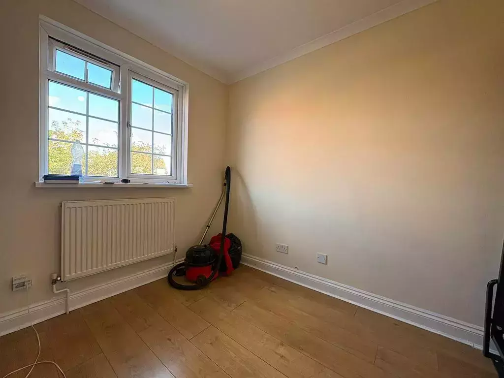 Room Great West Road in Greater London