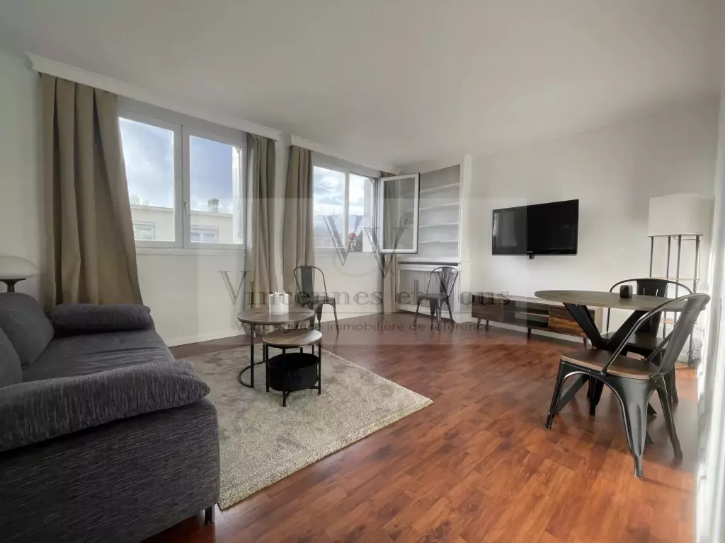 Flat Rue du Bac in Le Perreux-sur-Marne