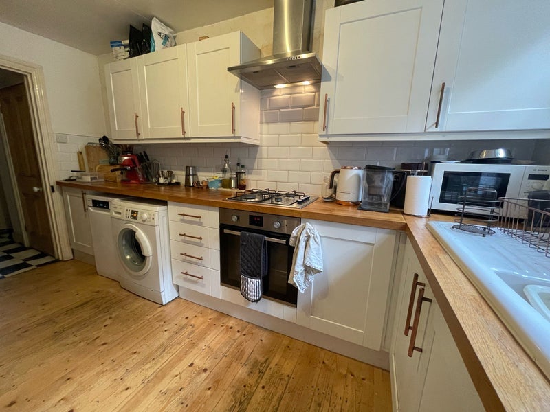 Room Belgrade Road in Greater London