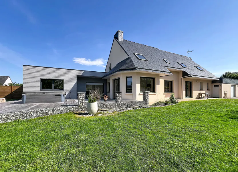 House D 69 in Landivisiau