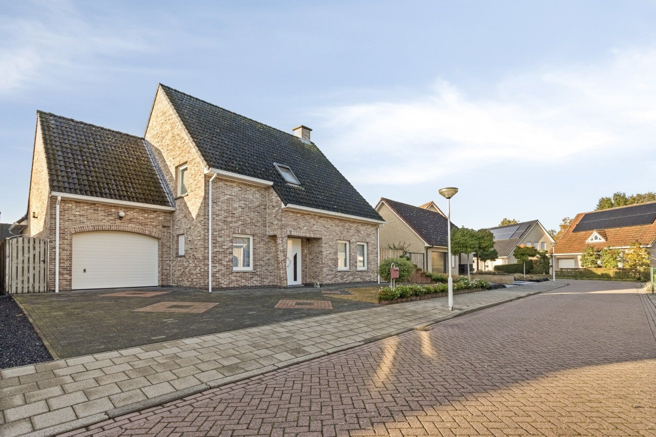 Huis Vlasbloem 4 in Heikant