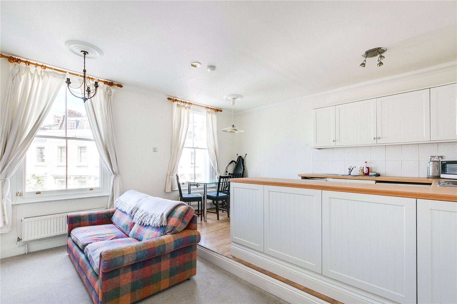Flat Charlwood Street in City of Westminster
