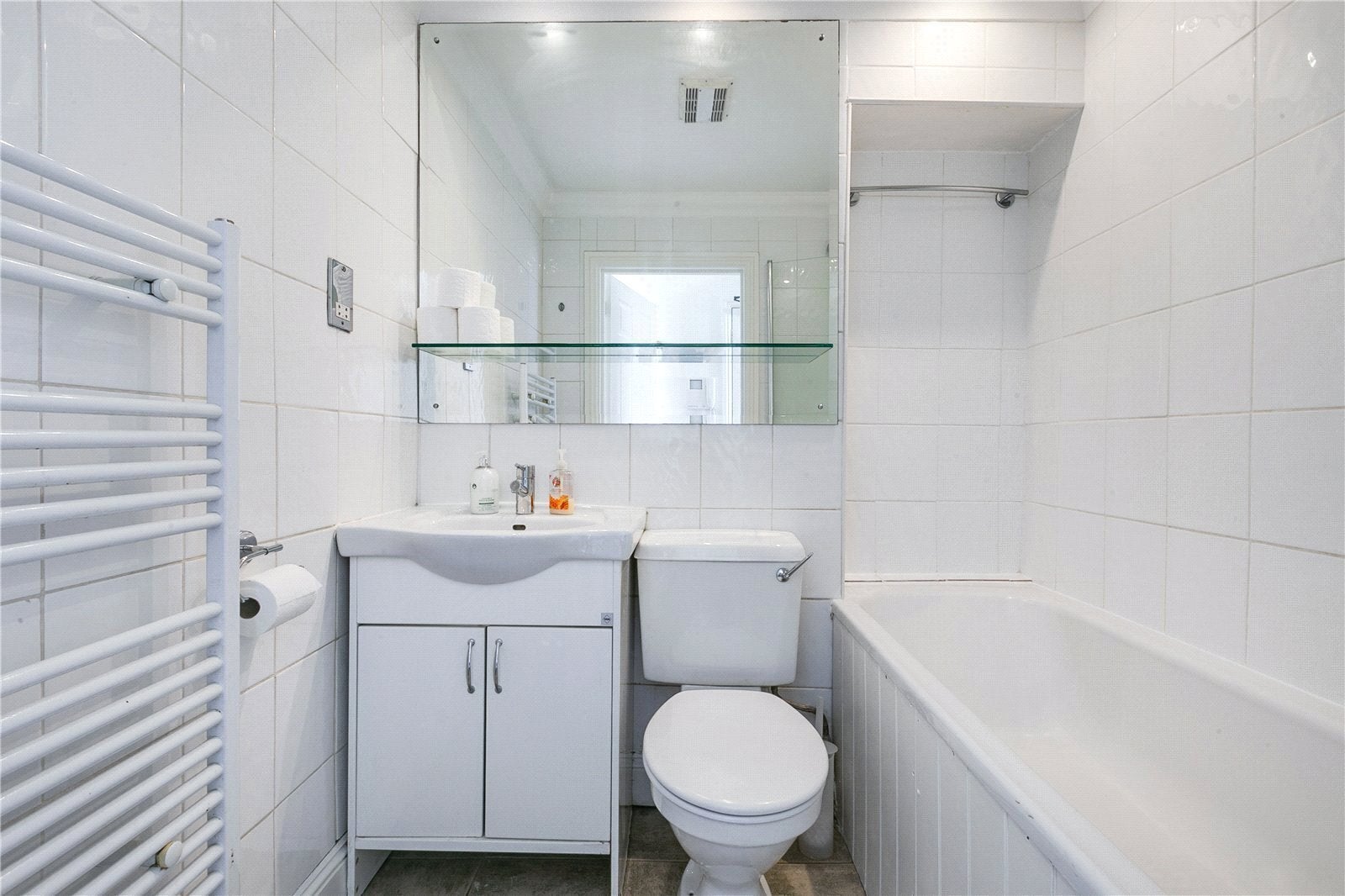 Flat Charlwood Street in City of Westminster
