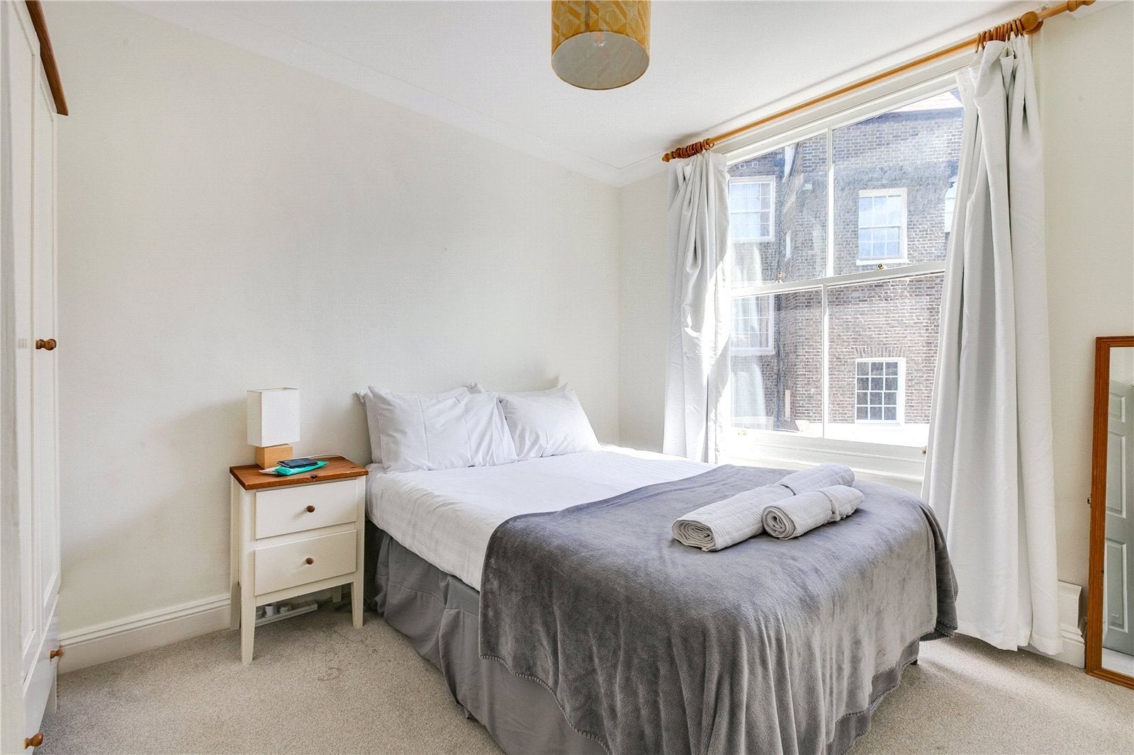 Flat Charlwood Street in City of Westminster