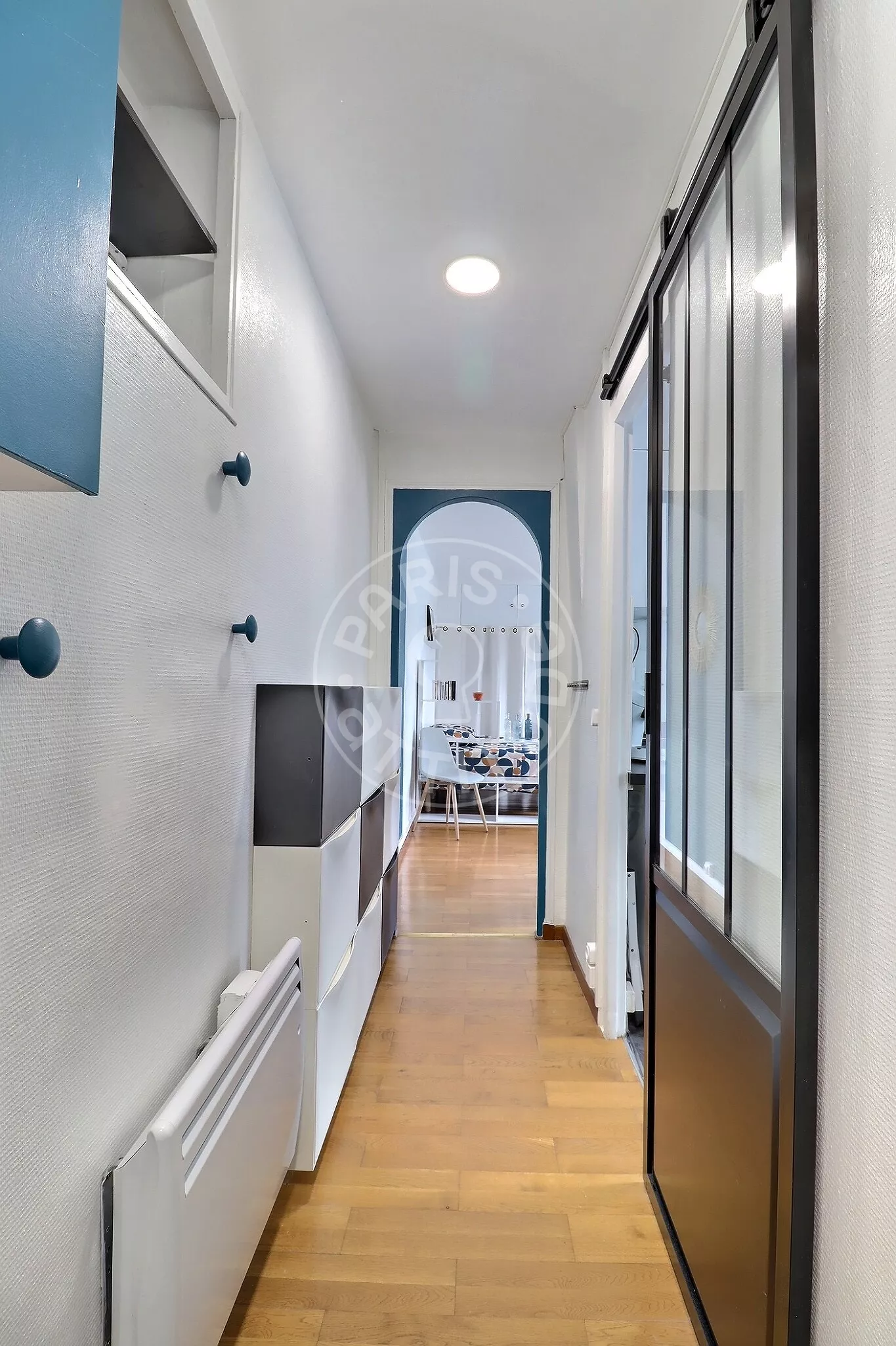 Flat Rue du Hameau in Paris