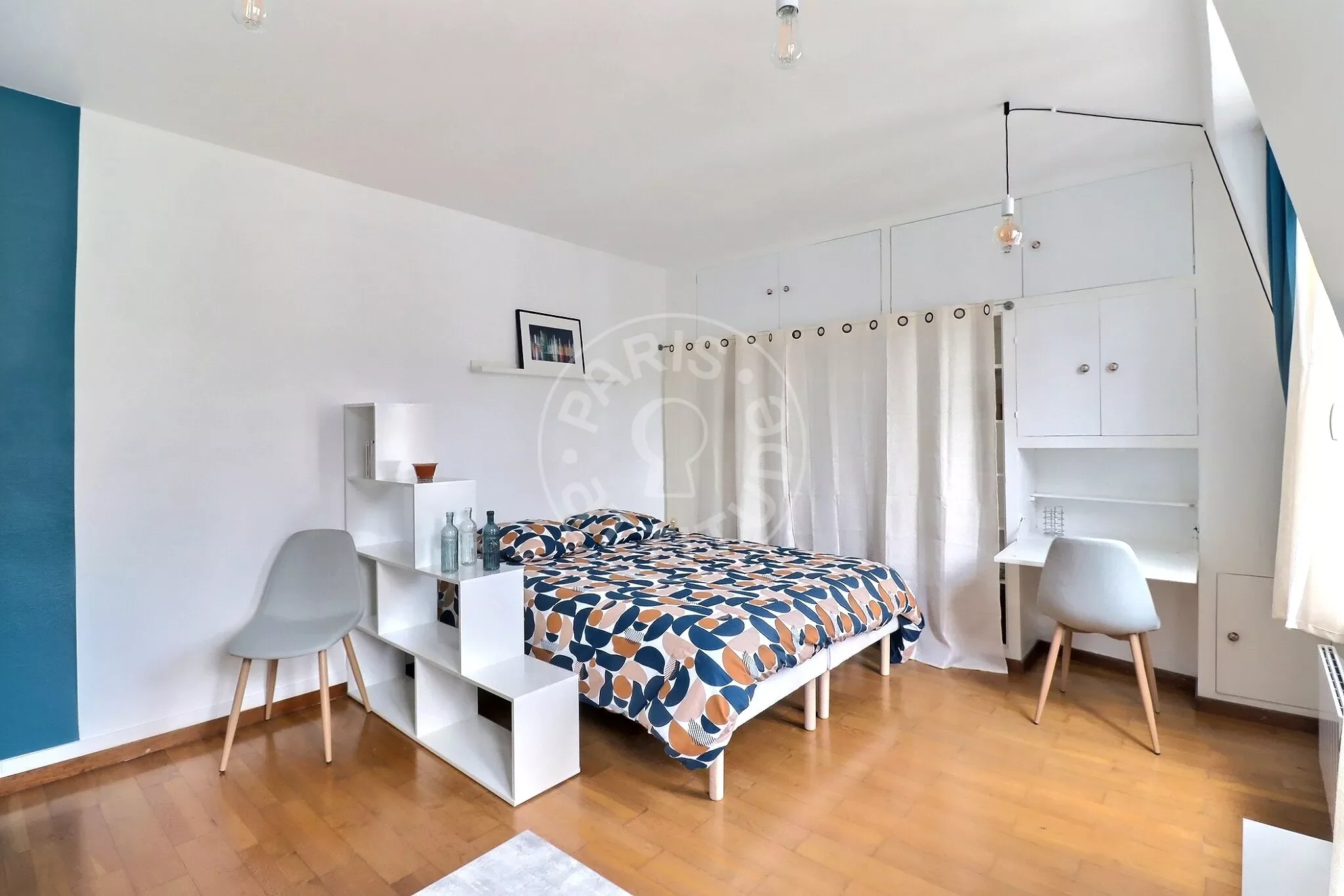 Flat Rue du Hameau in Paris