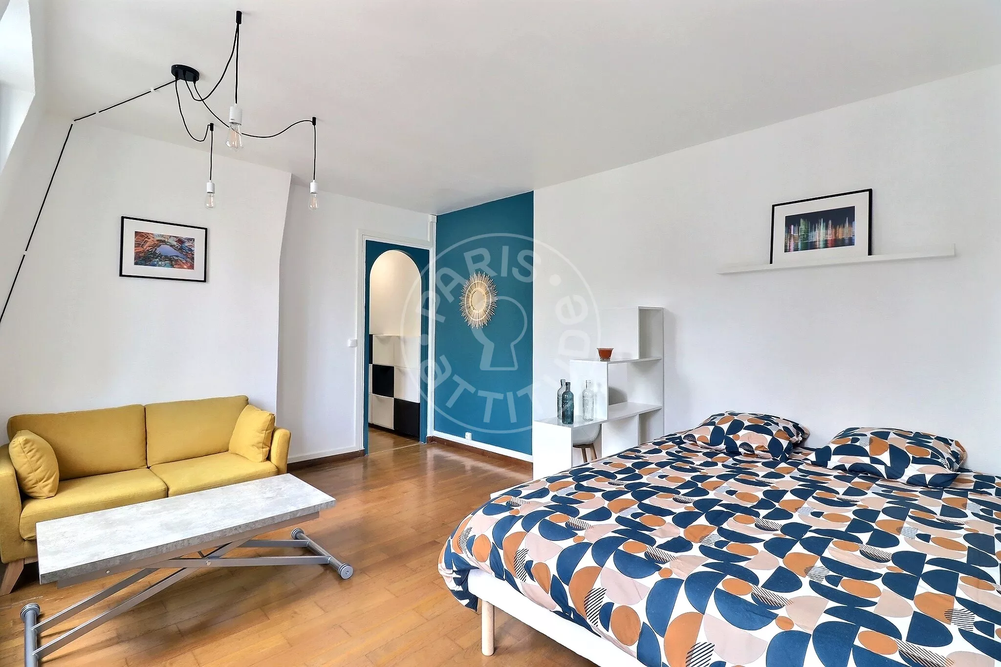 Flat Rue du Hameau in Paris