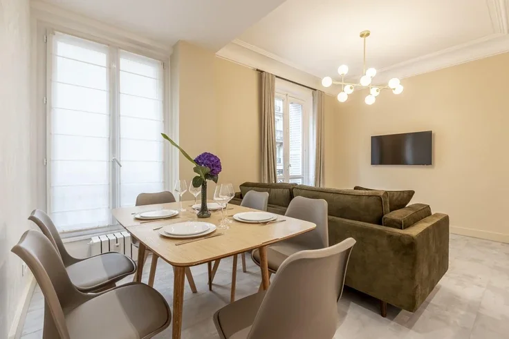 Appartement Rue de Rome à Paris