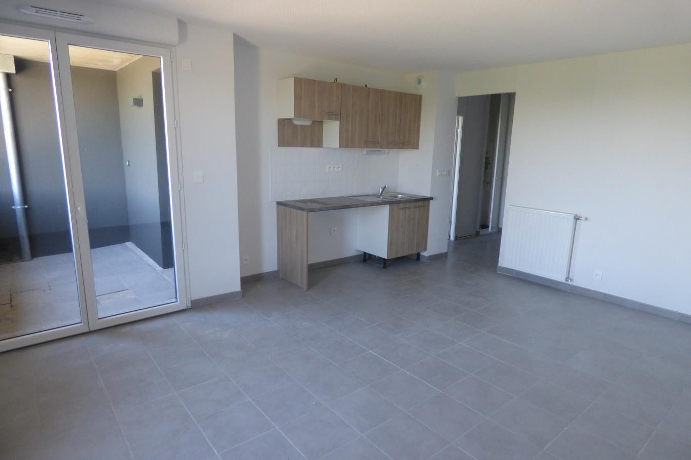 Flat Boulevard Alain Savary in Blagnac