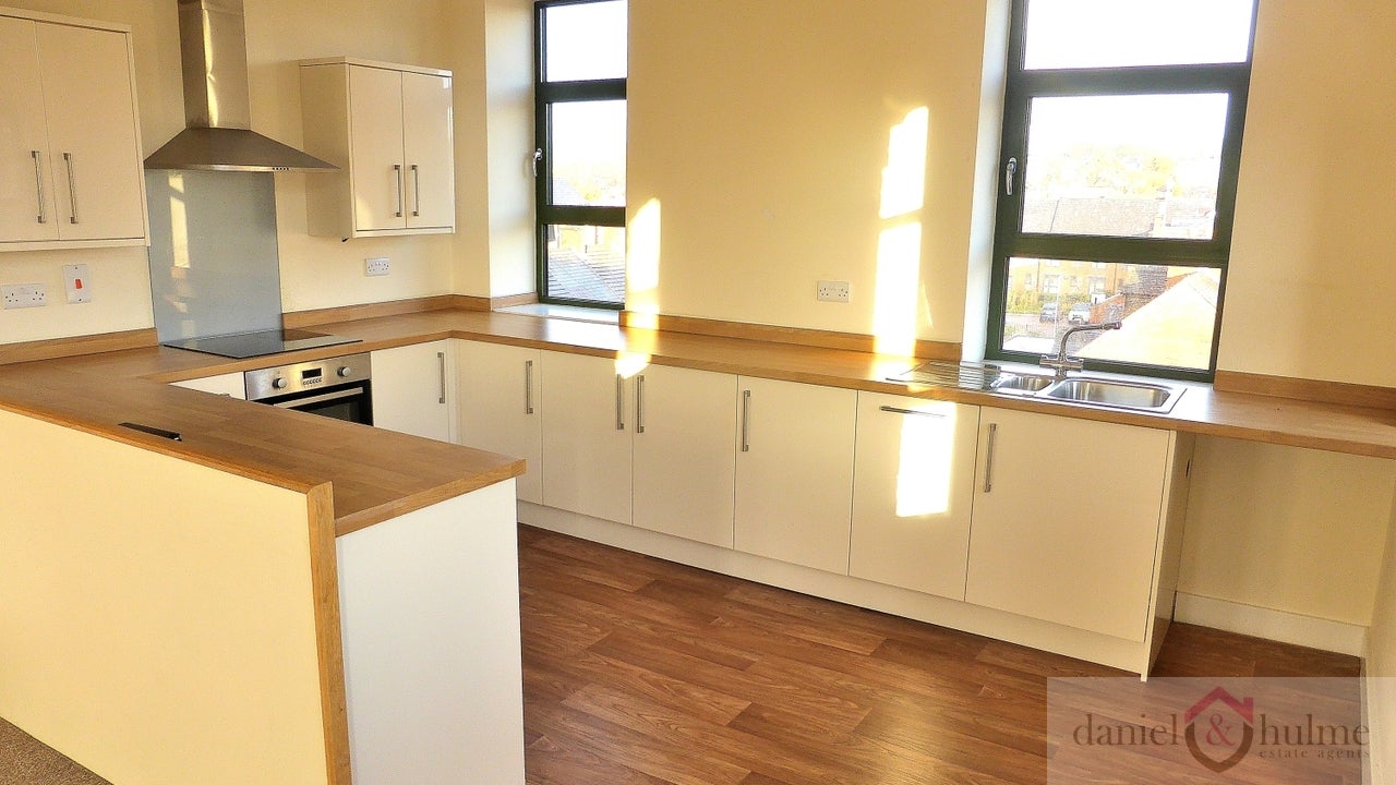 Flat Queen Street in Staffordshire Moorlands