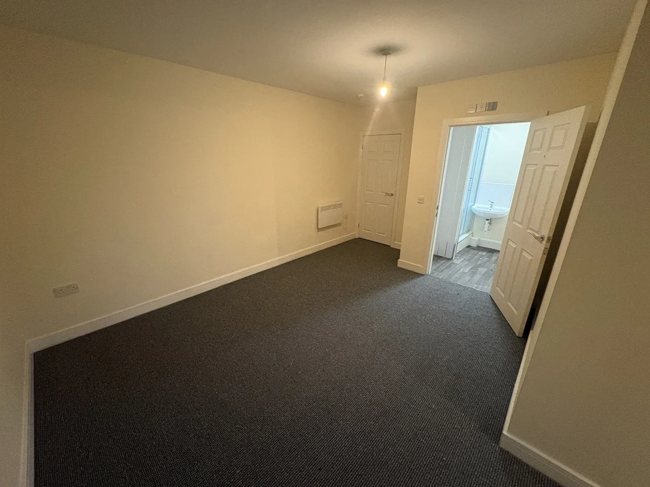 Flat Hebron Street in Oldham
