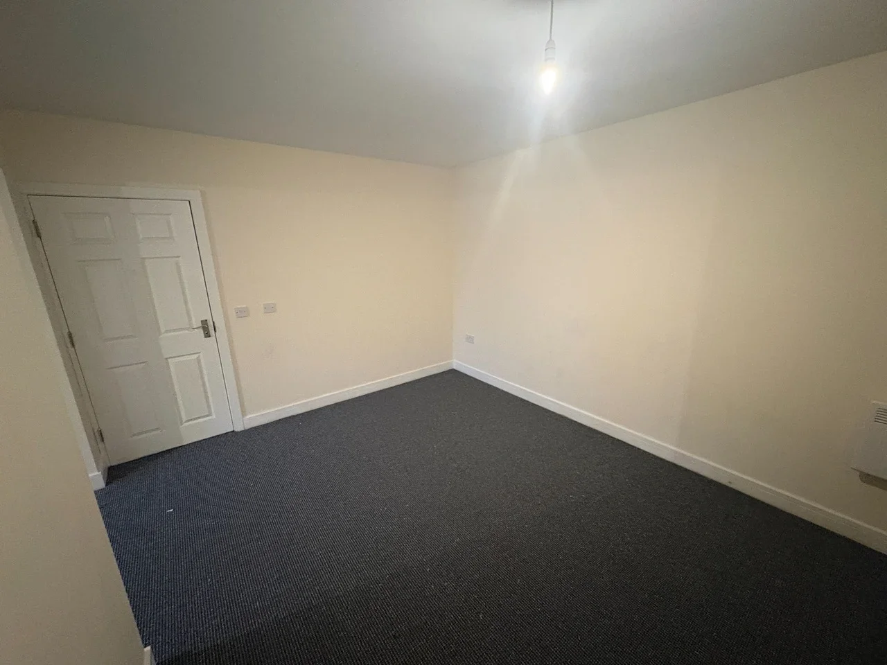 Flat Hebron Street in Oldham