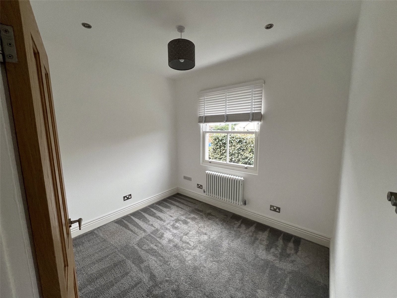 Flat Longwood Close in Greater London