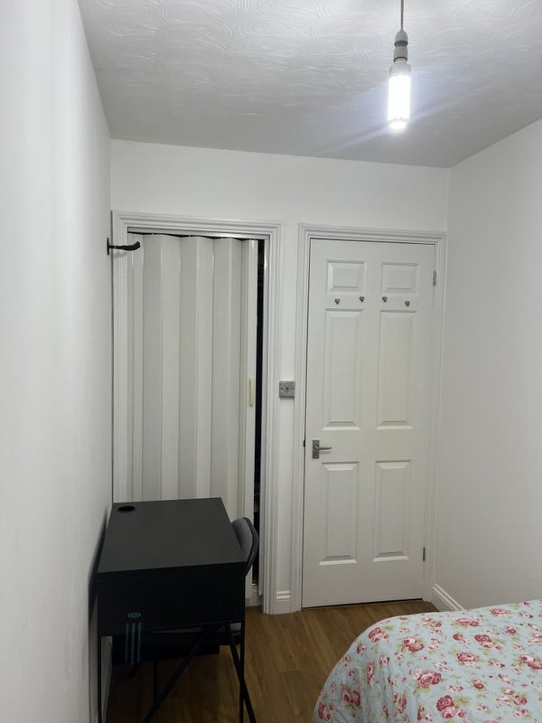 Room Florence Court in Greater London
