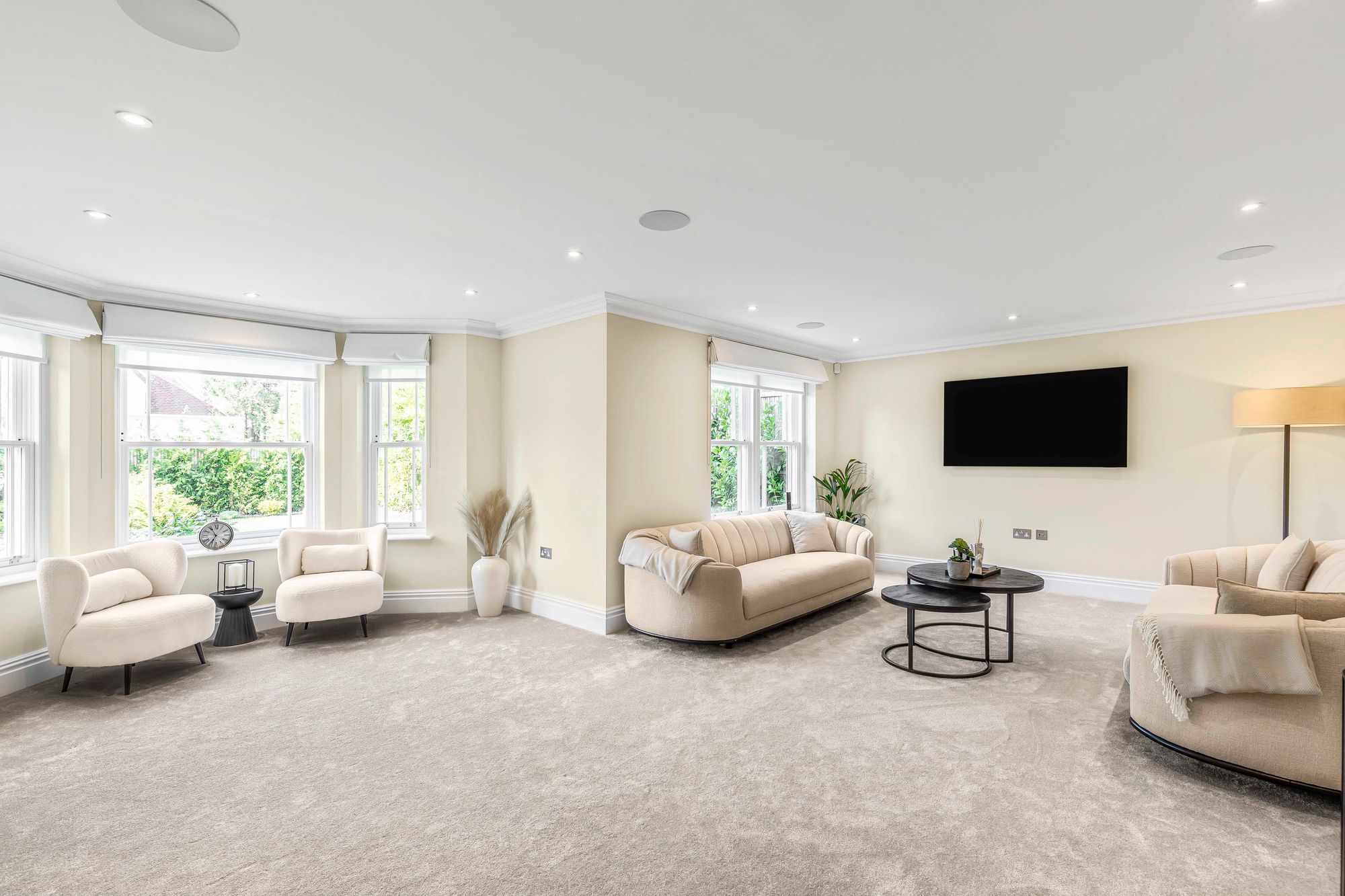 House Fairmile Lane in Cobham