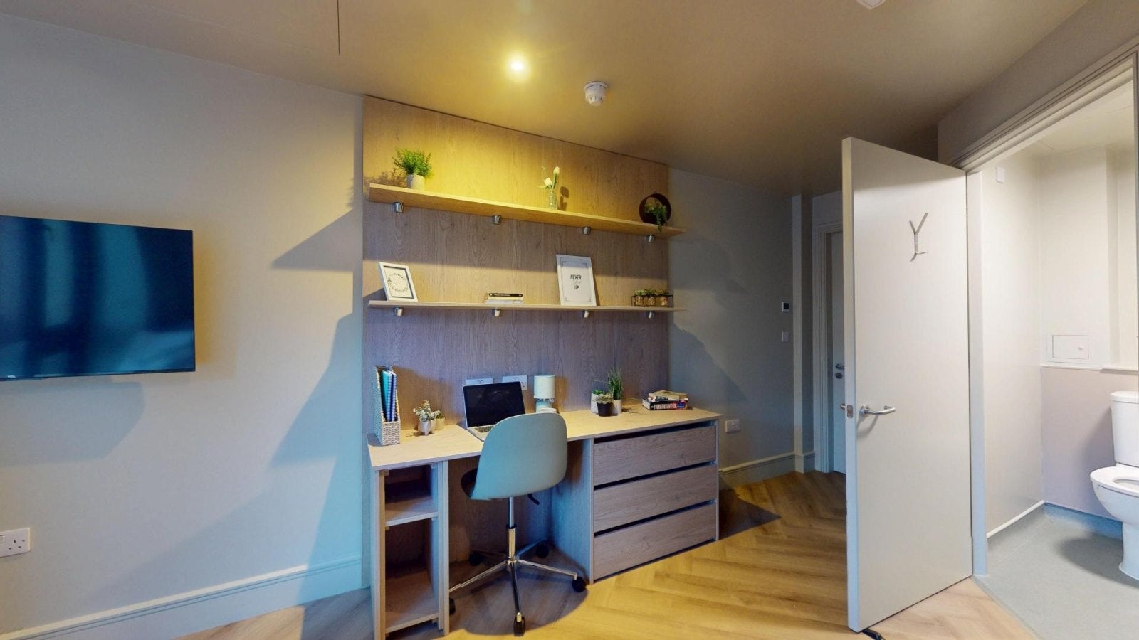 Room Ashby Road in Charnwood