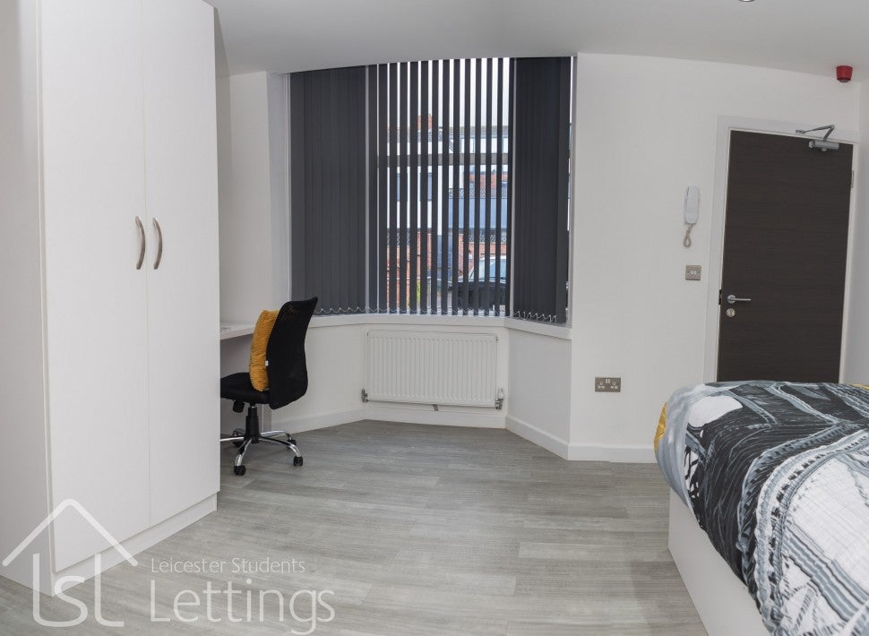 Room De Montfort Street in Leicester