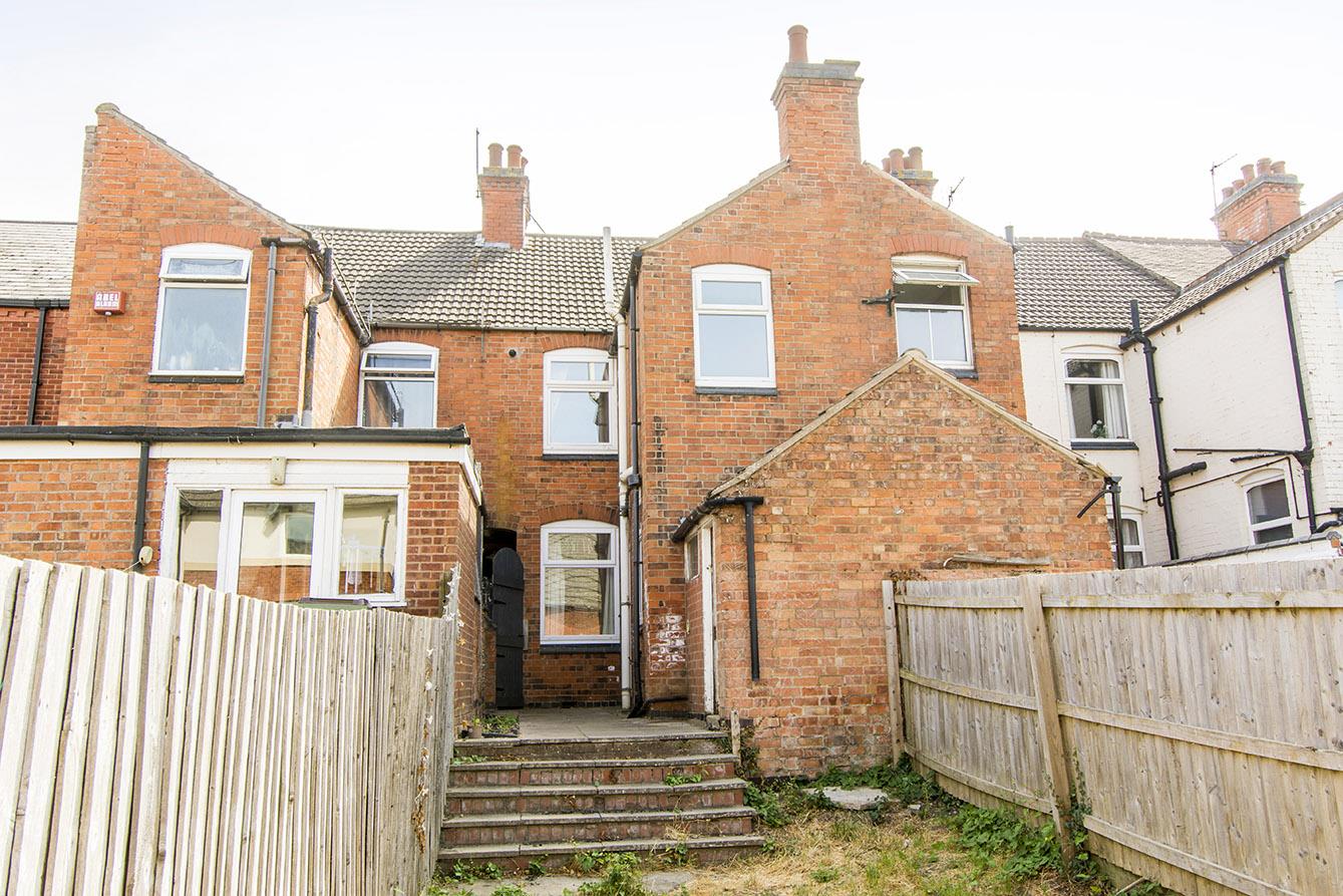 House Sandhurst Street in Oadby and Wigston