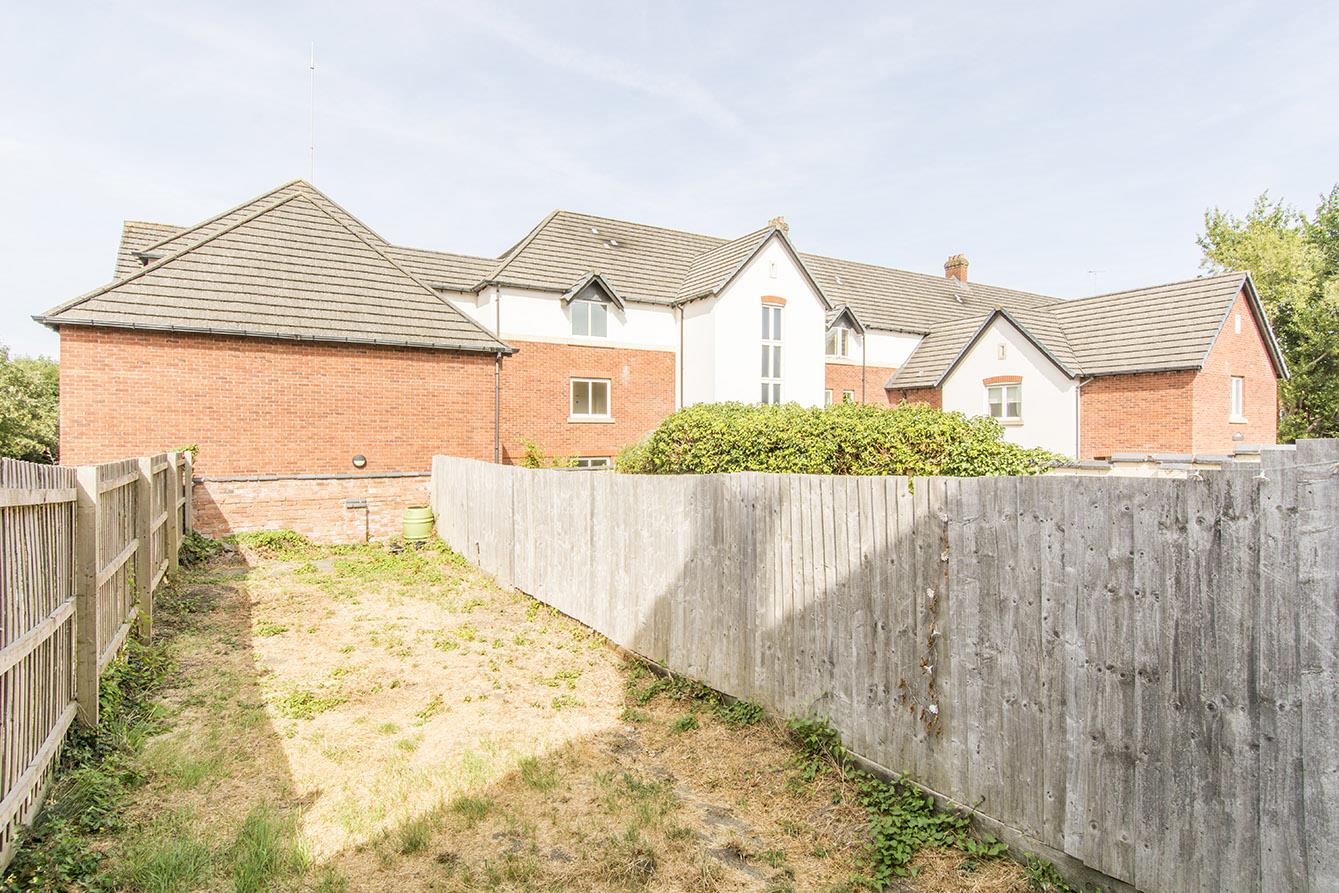 House Sandhurst Street in Oadby and Wigston