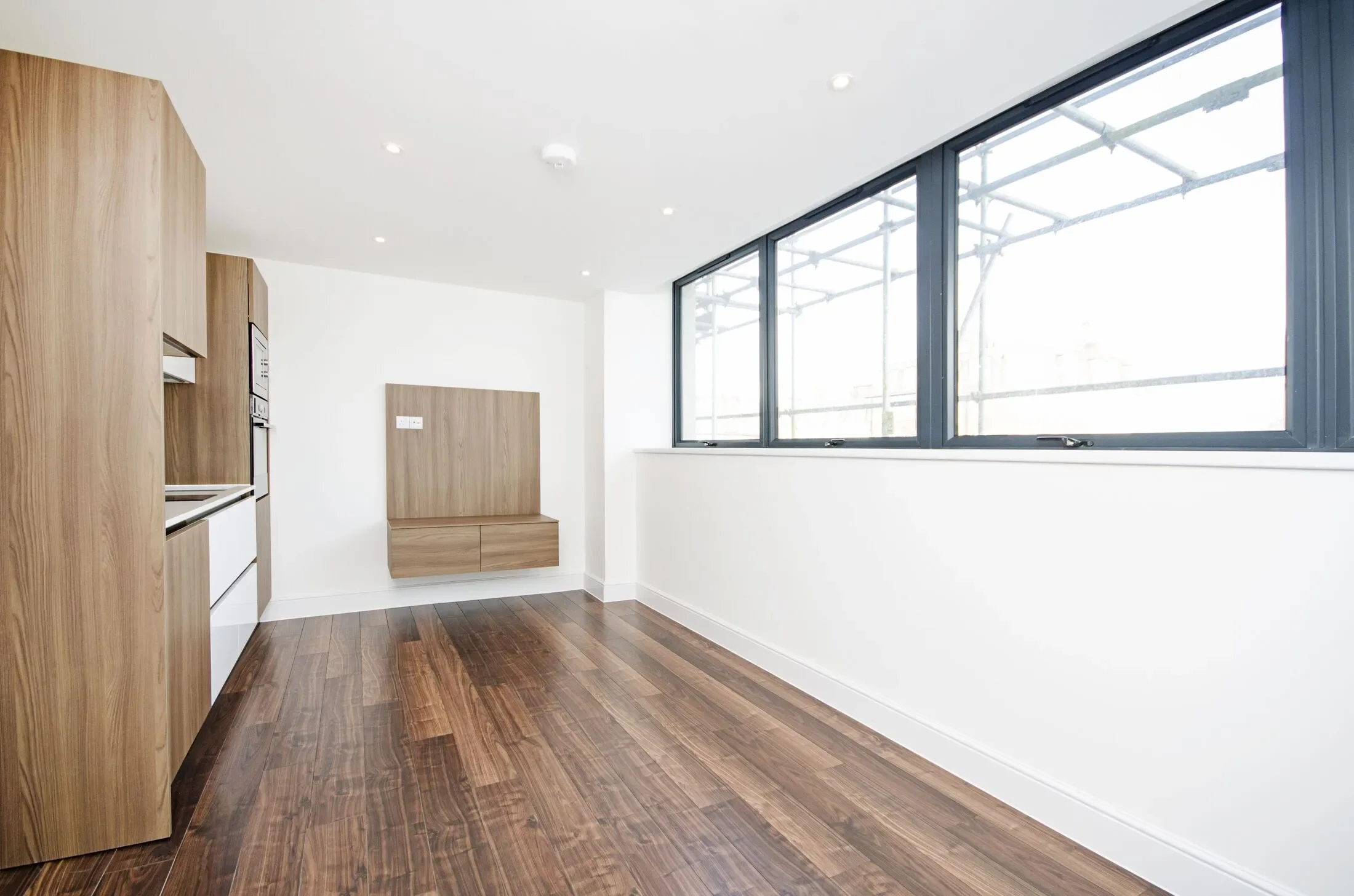 Flat Swiss Terrace in Greater London