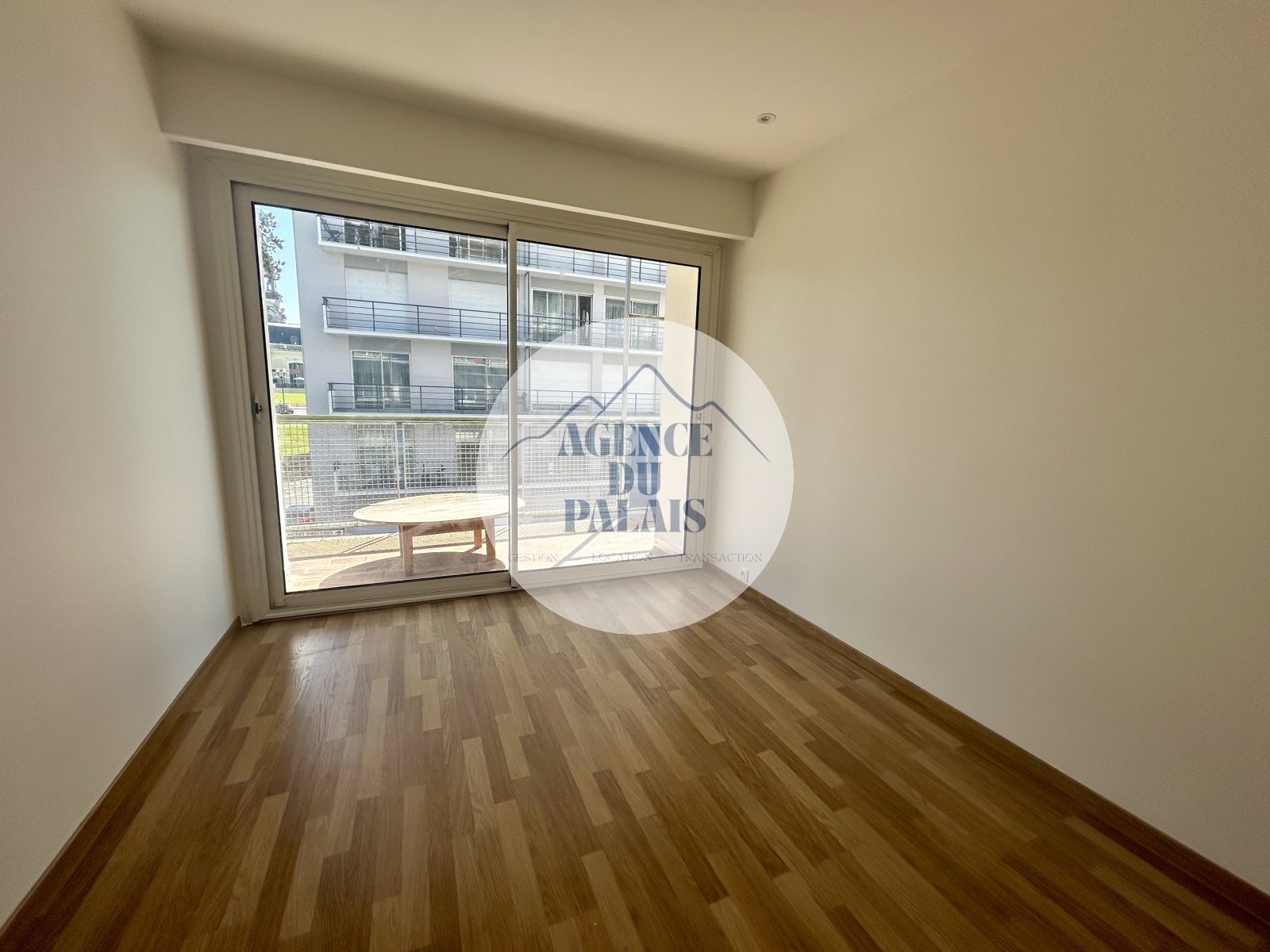 Appartement Boulevard des Pyrénées à Pau