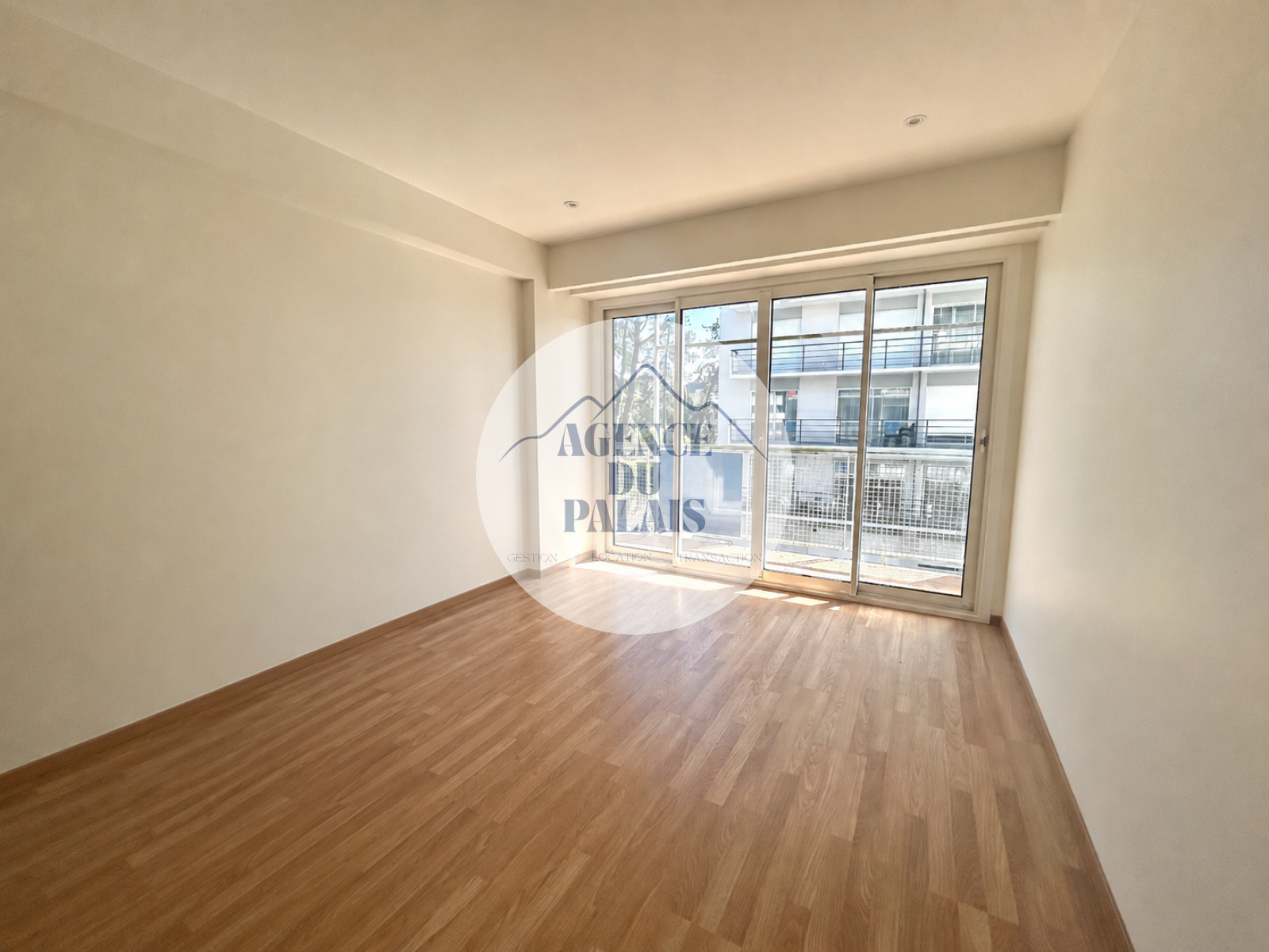 Appartement Boulevard des Pyrénées à Pau