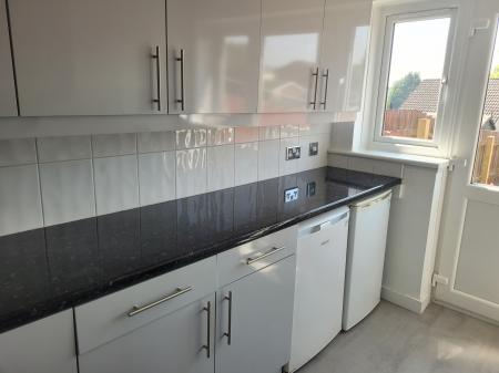 Flat Airthrey Drive in Stenhousemuir