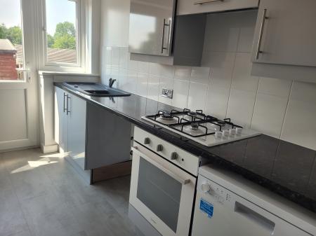 Flat Airthrey Drive in Stenhousemuir