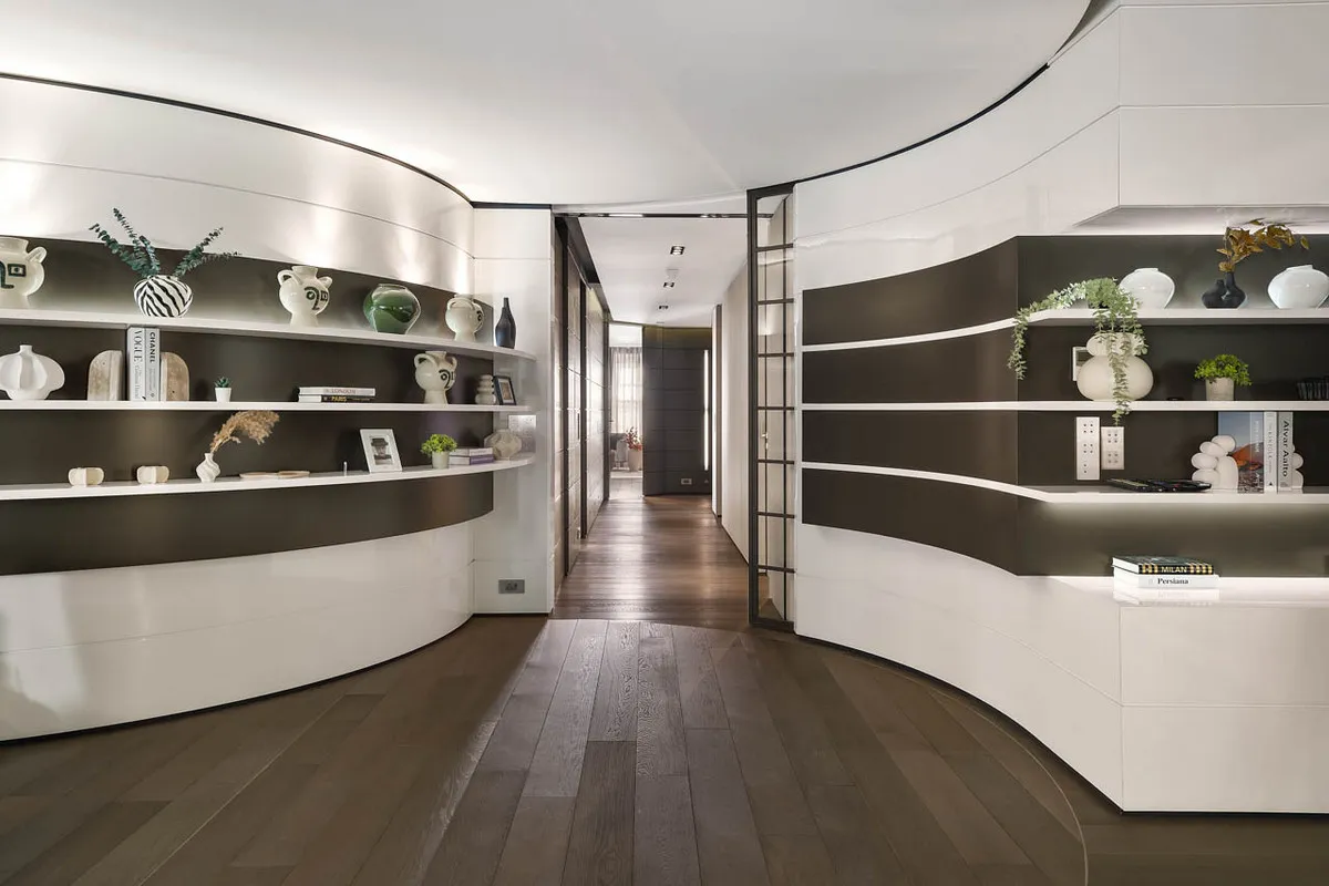 Flat North Row in City of Westminster