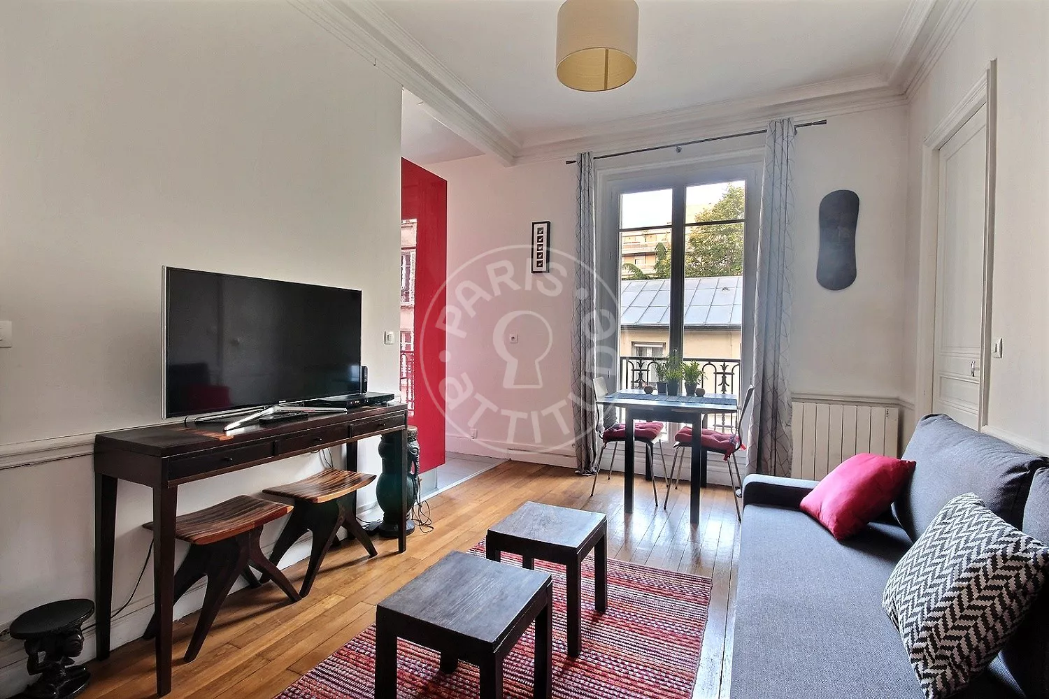 Flat Rue Fauvet in Paris