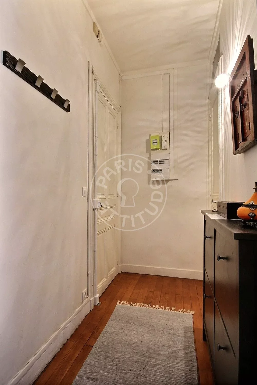 Flat Rue Fauvet in Paris