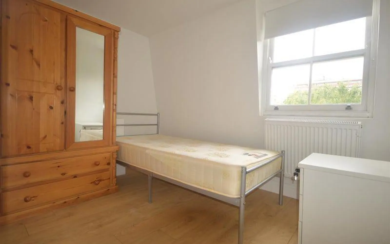 Room Thornhill Bridge Wharf in Greater London