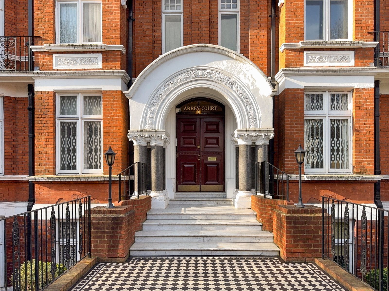 Flat Abbey Road in City of Westminster