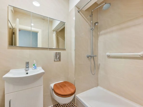Flat Goldhurst Terrace in Greater London
