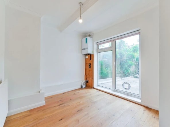 Flat Goldhurst Terrace in Greater London