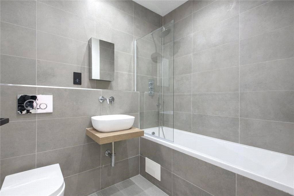 Flat Ruby Road in Greater London